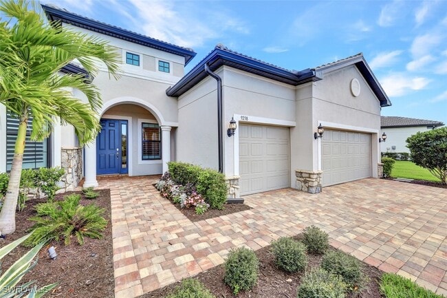 Building Photo - 9238 Plover Dr Rental