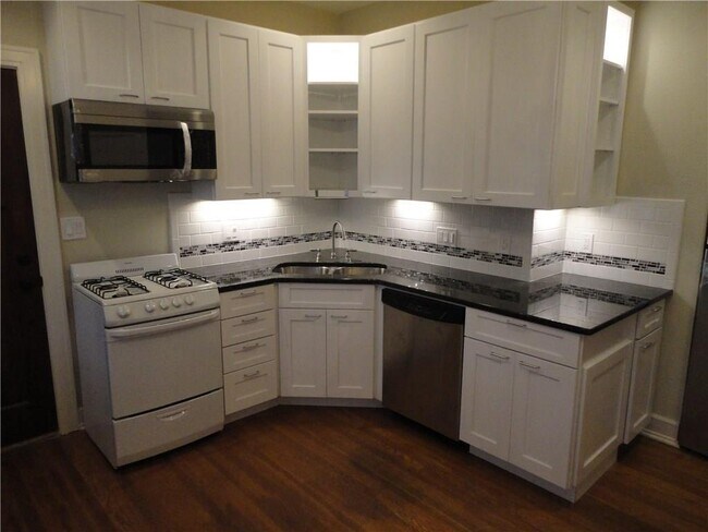 Photo - 311 Moore Blvd