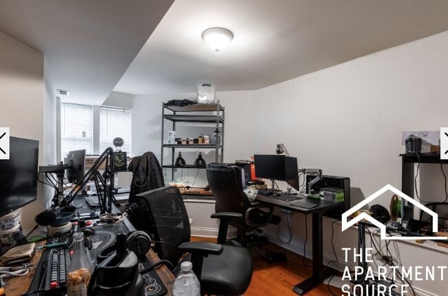 Photo - 1059 W Fry St Unit 1