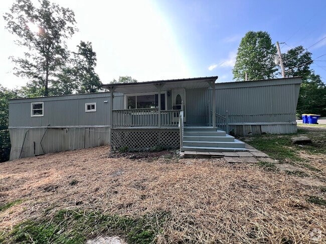 Building Photo - 220 Lakeshore Dr Rental