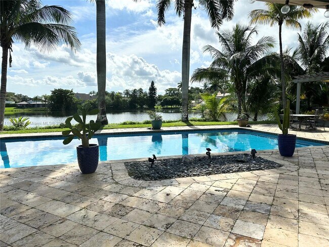 Photo - 960 Bayberry Point Dr