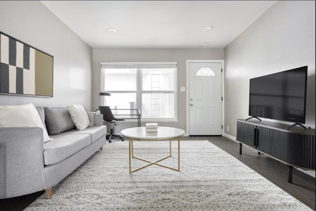 Photo - Park Laurel Apartments