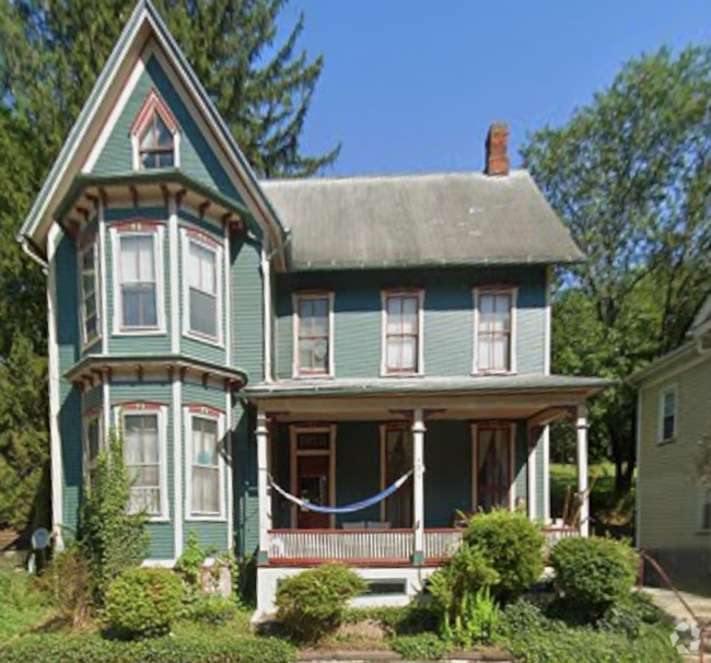 Building Photo - xxHoward Street-207 Unit 207 UP Rental