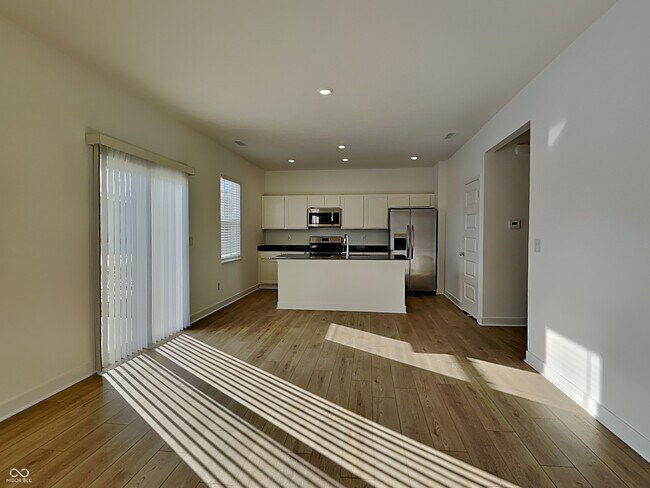 Photo - 11827 Moorfield Ln