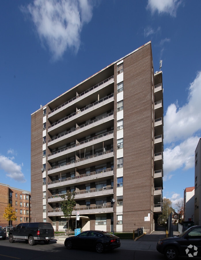 Photo - Bel Manor Apartments