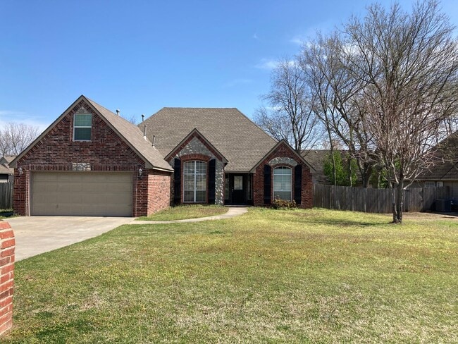 Spacious 3BDRM Home in Blackberry Ridge, V... - Spacious 3BDRM Home in Blackberry Ridge, V...