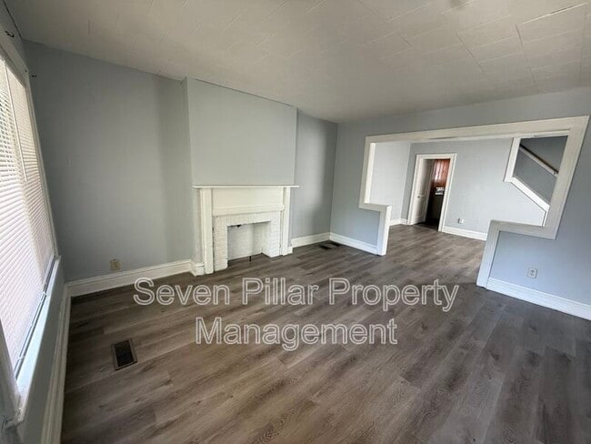 Photo - 1044 E 16th Ave