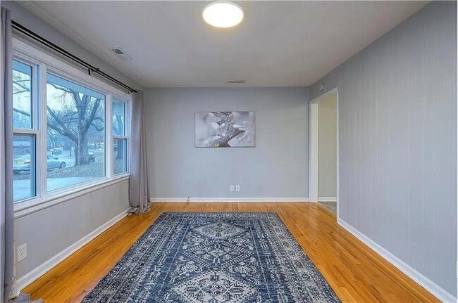 Photo - 1004 E Cedar St