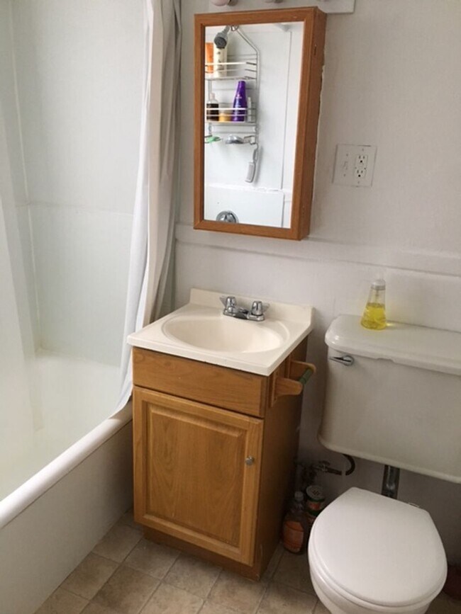 Photo - Available 09/01/2026 | $2,365/month | 1 Bedroom / 1 Bathroom | Cats Allowed | Heat & Hot Water In...