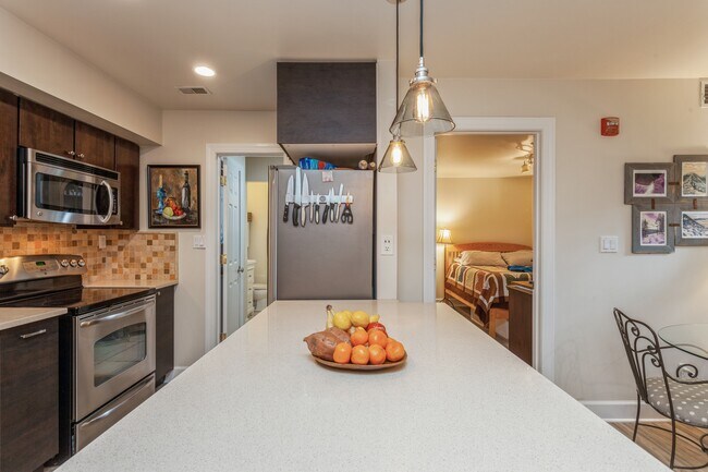 Photo - 304 Q St NW Unit #1