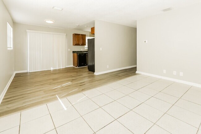 Photo - 513 SW 10th St