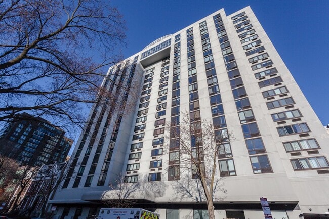 Building Photo - 1221 N Dearborn St Unit 1008N