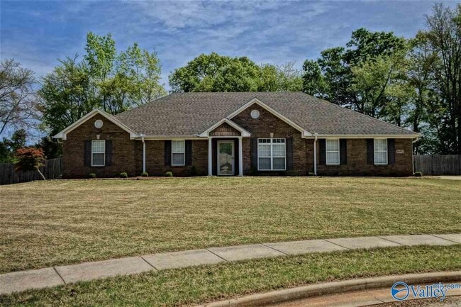 Building Photo - 16992 Woodhaven Dr Rental