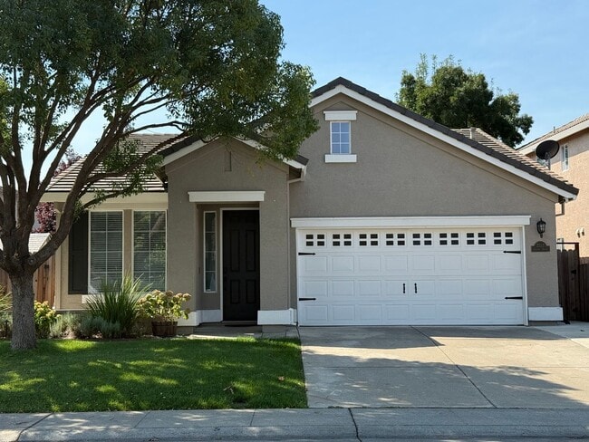 Building Photo - ***COMING SOON*** SINGLE STORY 3 BEDROOM I... Rental