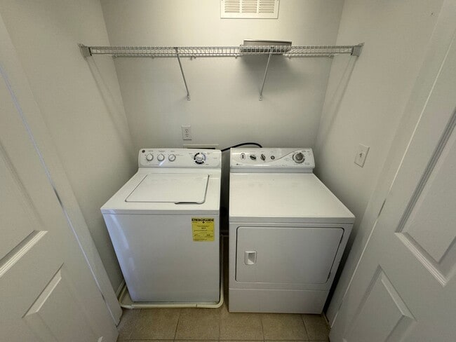 Photo - 12069 Stratfield Pl Cir