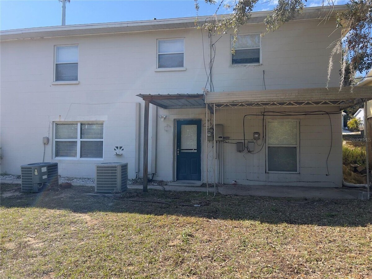 2 Bedroom 1 Bath - 2 Bedroom 1 Bath Unit 1247 Lakeview Drive Bottom