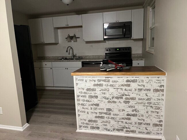 Photo - 18 Bluffside Dr