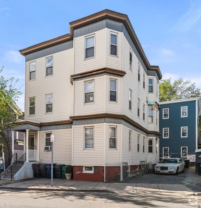 Building Photo - 175 River St Unit 1 Rental