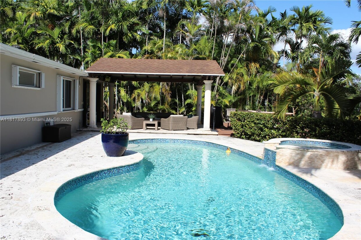 Photo - 9941 SW 97th Ct (Miami, FL)