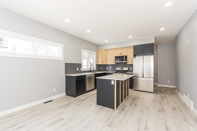 Photo - 11547 St Albert Trail NW Unit Upper-11549