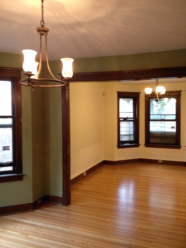 Photo - 7228 N Rogers Ave