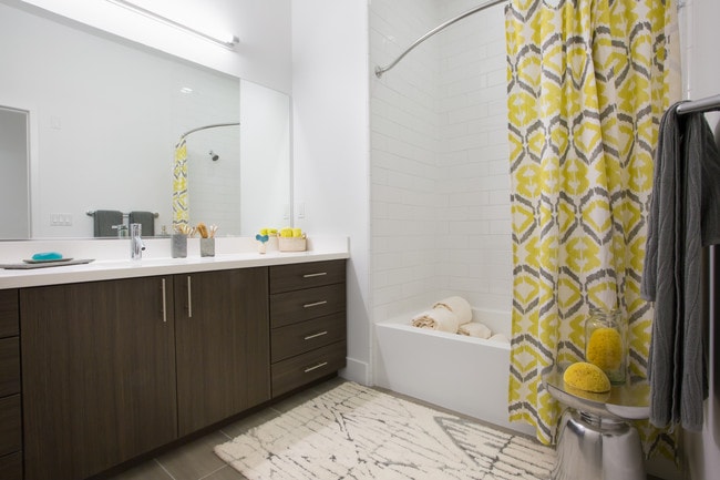 Baño Penthouse - Loft House Apartments