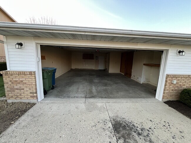 Photo - 1331 Spruce Ave