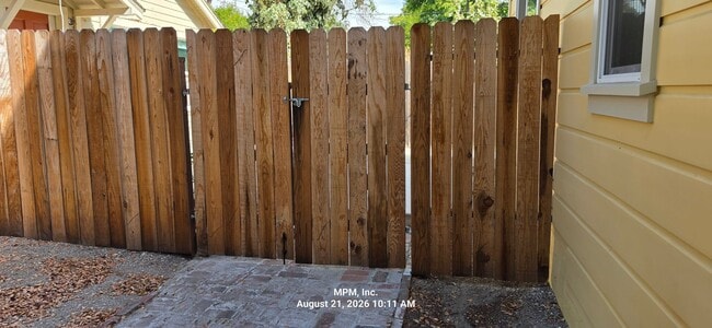 Photo - 1533 Vine St