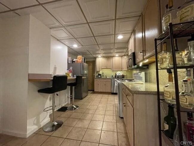 Photo - 121-123 Tompkins St Unit 123 Tompkins St