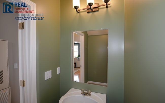 Photo - Lovely 2BR/2.5 BA Murfreesboro townhome close to I-24! Washer/dryer included!