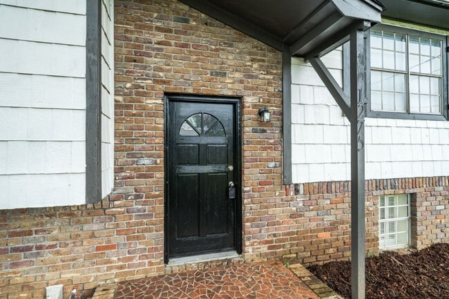 Photo - Now Leasing! 4-Bedroom Home with Modern Features & Great Layout