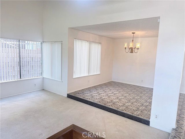 Photo - 46 Christamon S