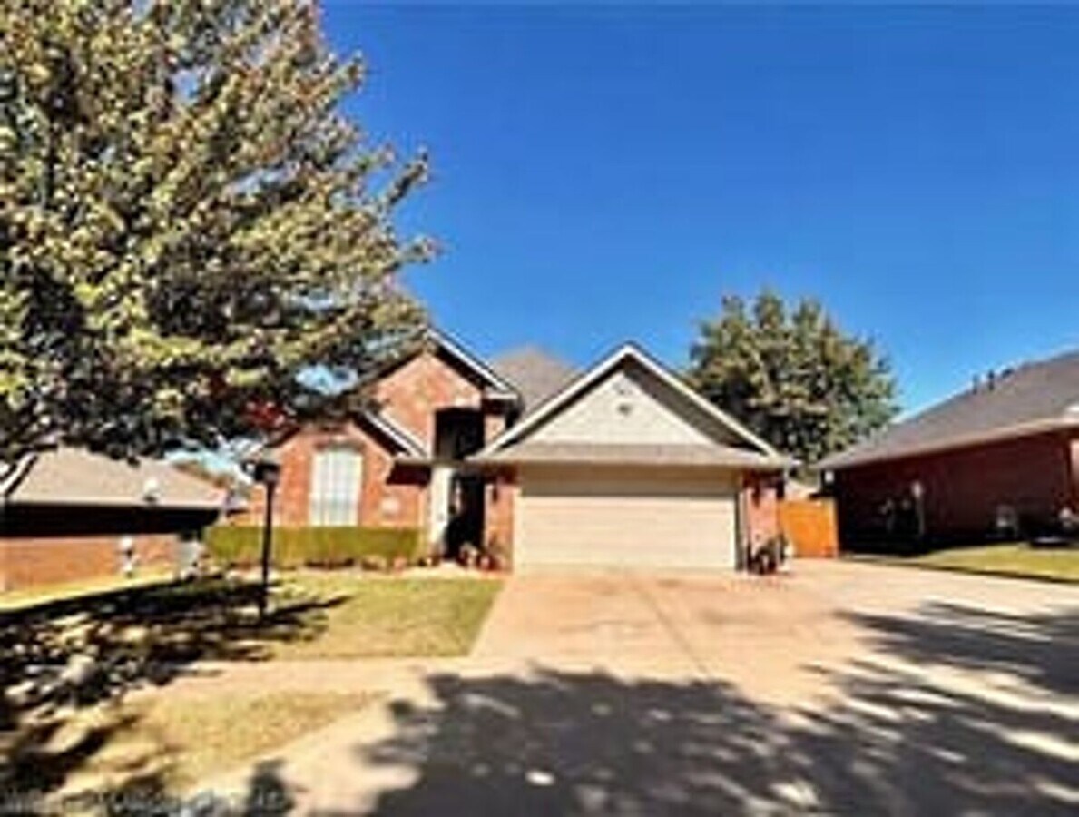 Three Bedroom/Two Bath Home - Three Bedroom/Two Bath Home