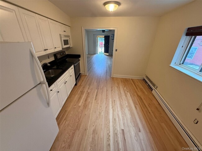 Photo - 125 Deer Park Ave