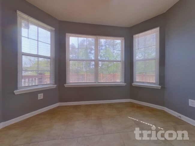 Photo - 3020 Lake Park Ct