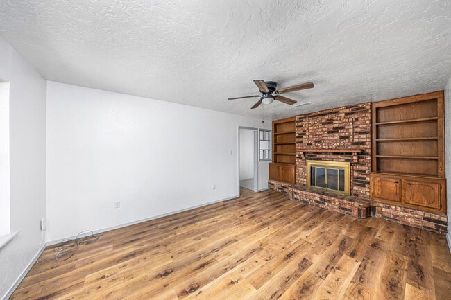 Photo - 2105 NW 54th St