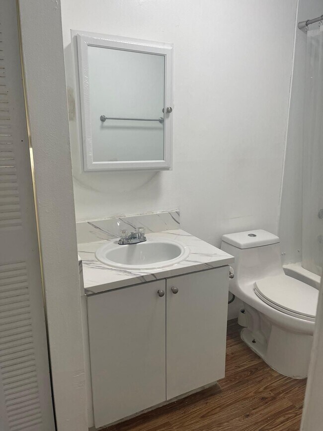 Photo - 15039 SW 71st Ln Unit B2