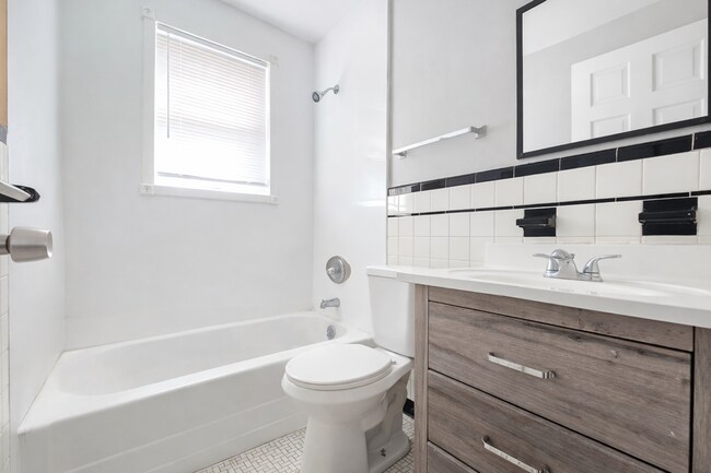 Photo - 1908 W Market St Unit 1