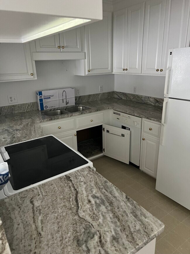 1955 Daly Waldrop Rd House House Rental in Kinston, NC