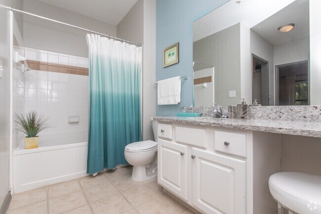 1BR,1BA - 855SF