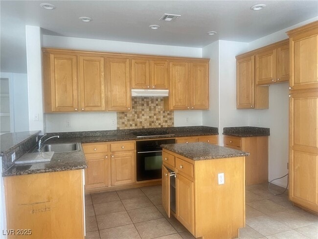 Photo - 9917 Price Point Ave