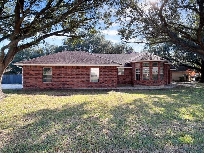Photo - Stately Red-Brick Corner Lot Home in Seguin, TX
