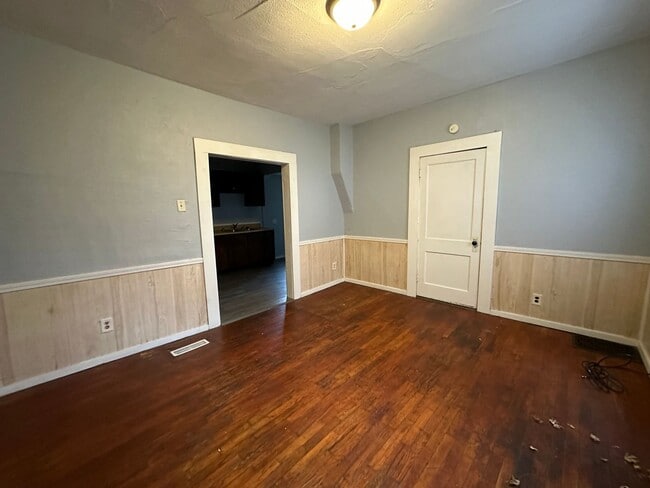 Photo - 227 Orange St Unit Apt #2