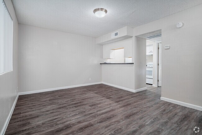 1BR, 1BA - 500SF - Living Room - Dakota San Antonio
