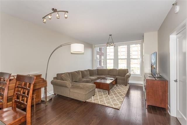 Photo - 1125 Maxwell Ln