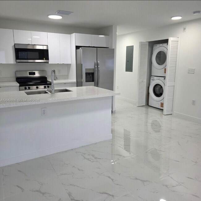 Photo - 2729 NW 44th St