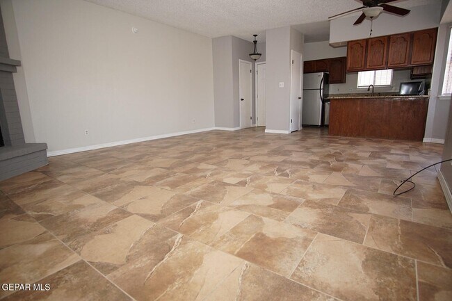 Photo - 3114 Isla Marino St