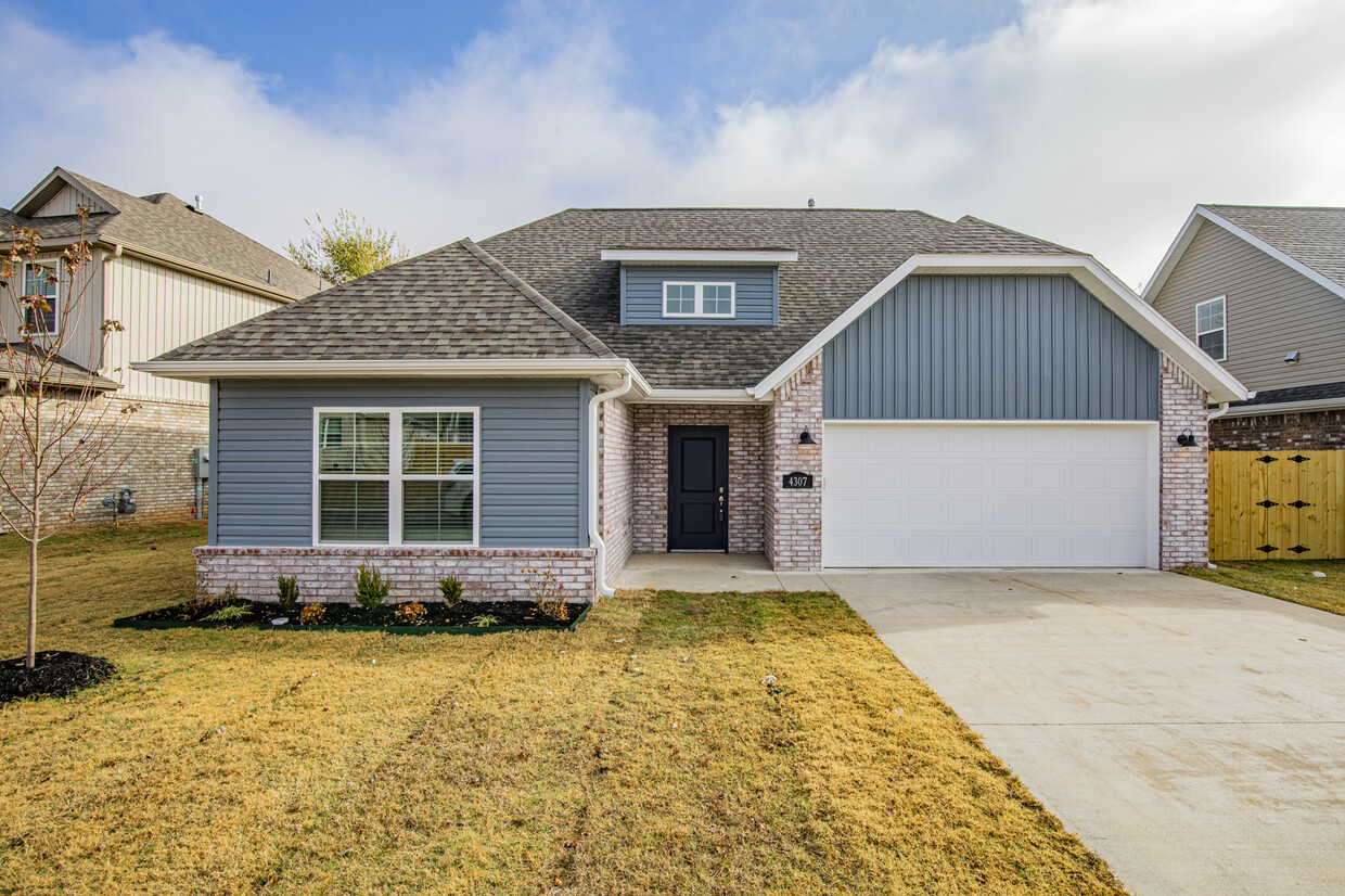Photo - 4307 SW Bison St (Bentonville, AR)