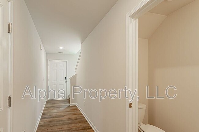 766 Embark Cir