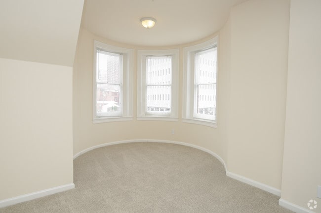 Photo - Queen Anne Belvedere